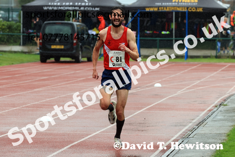 Senior Mens 6 Stage 2025 Northern Athletics Autumn Road Relays, Leigh, Lancashire. Photo: David T. Hewitson/Sports for All Pics